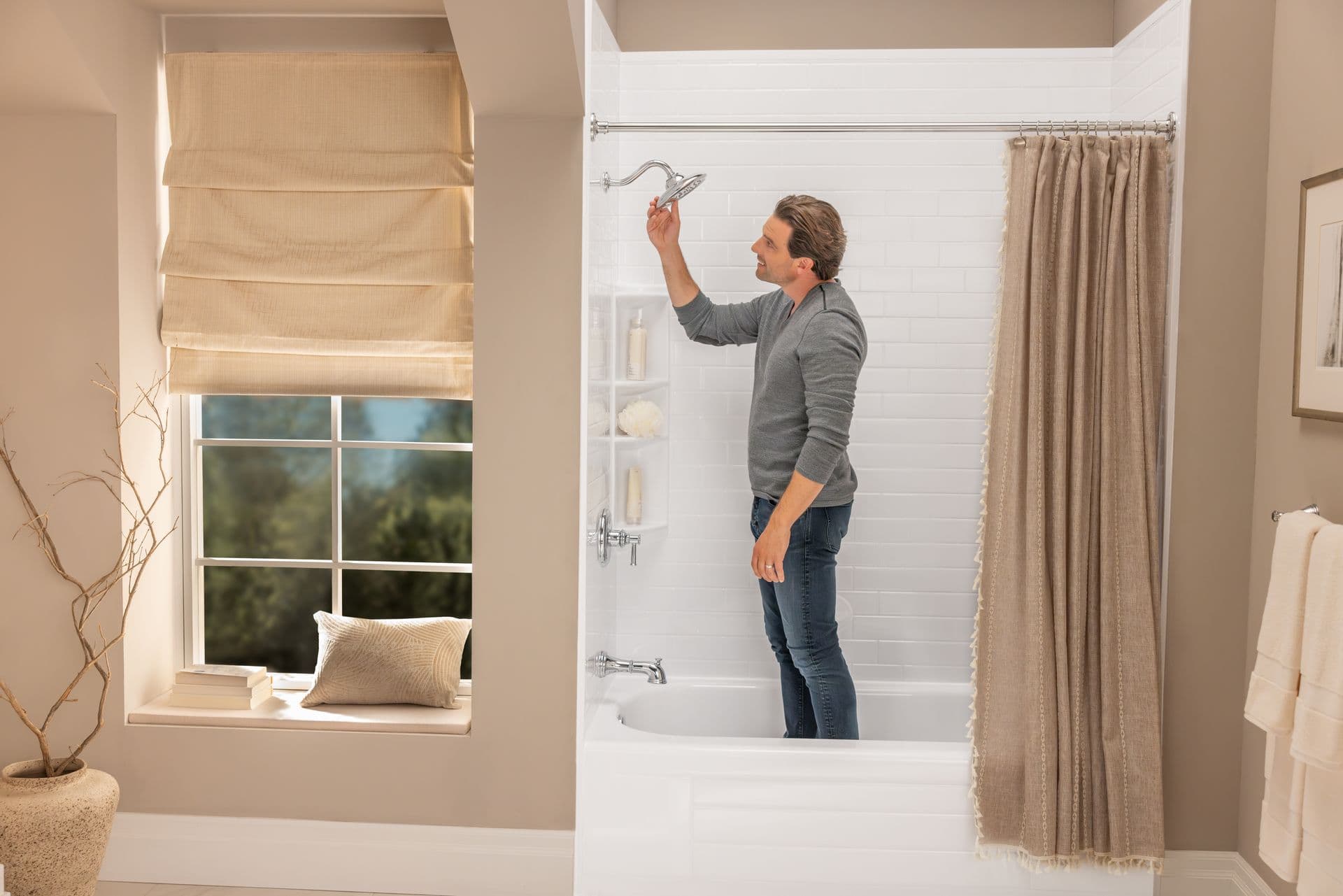 bath fitter measure pic (1).jpg